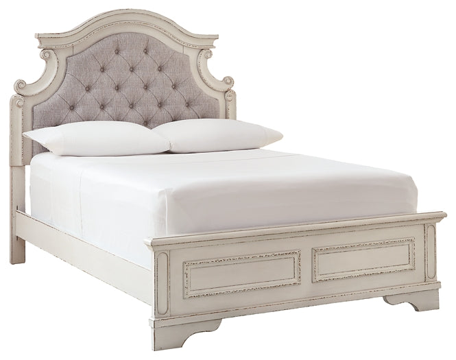 Realyn  Upholstered Panel Bed